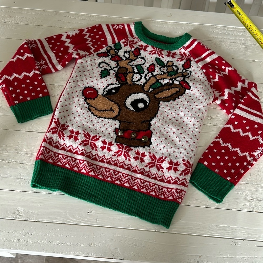 Size 7/8 Christmas sweater with reindeer and bells unisex